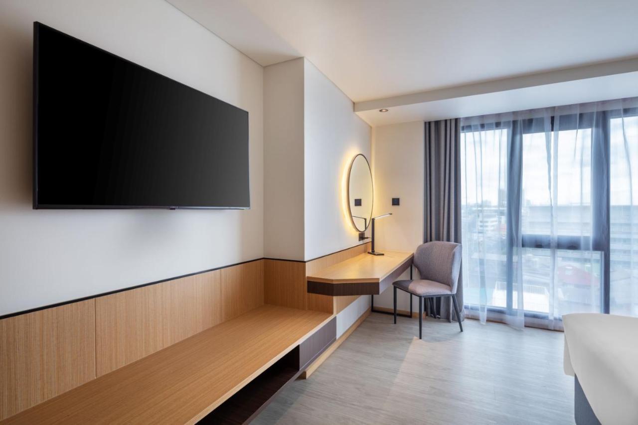 Best Western Click Sathorn 11 Bangkok Extérieur photo