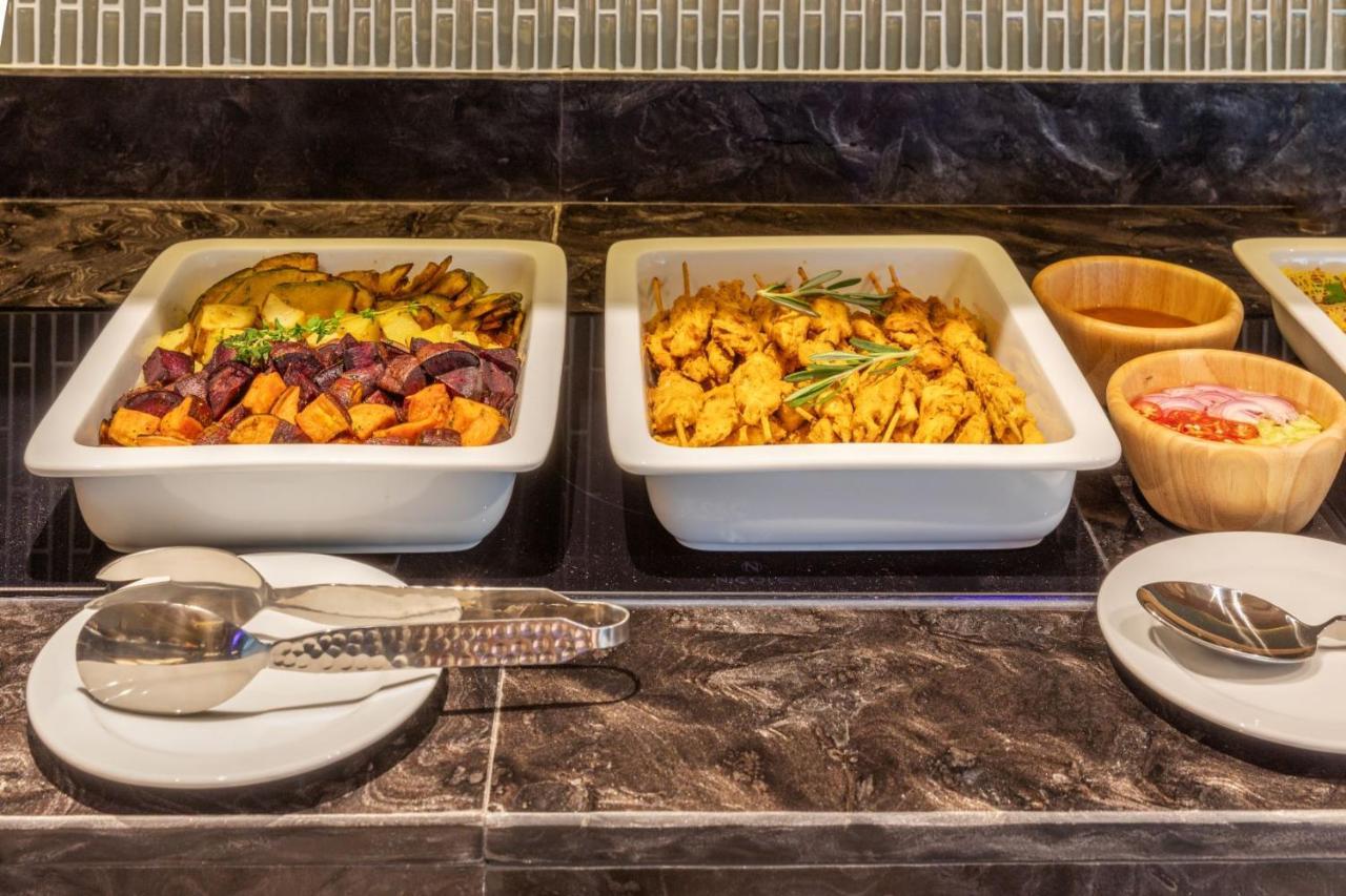Best Western Click Sathorn 11 Bangkok Extérieur photo