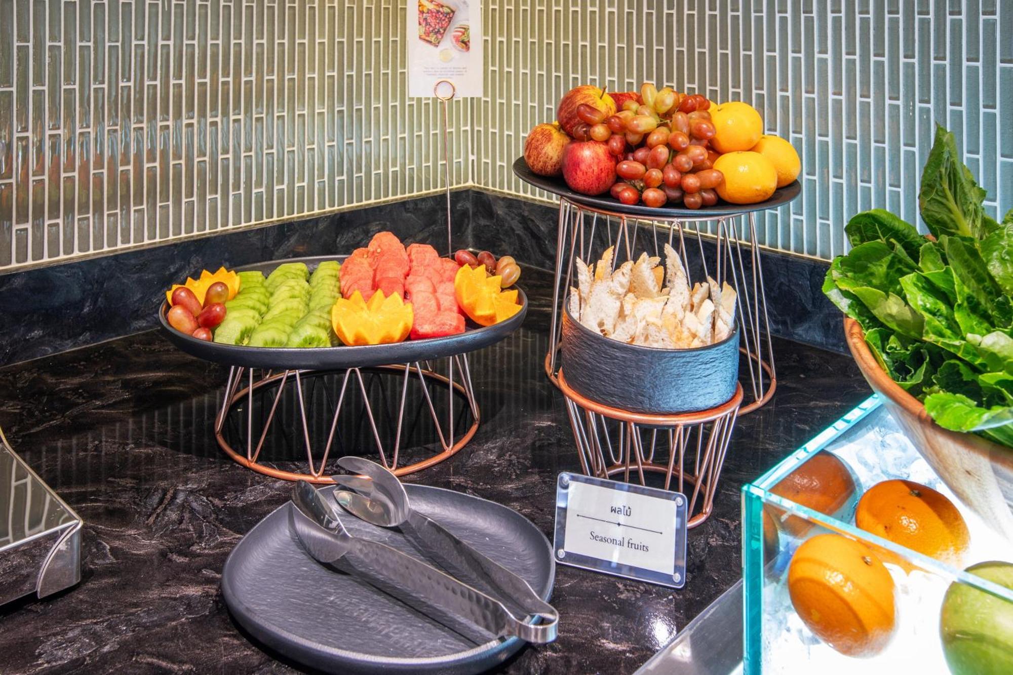 Best Western Click Sathorn 11 Bangkok Extérieur photo
